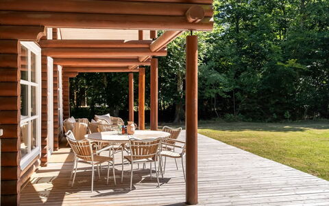 Unelma - from the Sea: Madera, Madera Dura, Porche, Manchas De Madera, Sombra, Cubierta, Mueble Para Exteriores, Estructura Al Aire Libre, Tablón, Pabellón