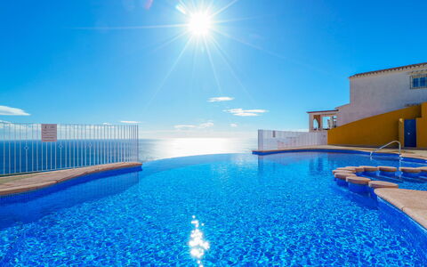 Vista Mar: Azul, Mar, Piscina, Oceano, Balcón, Recurso, Hotel, Villa