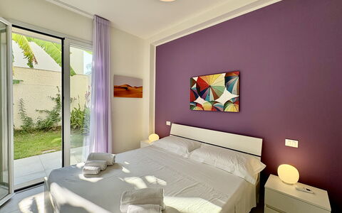 A Casa di Gio: Diseño De Interiores, Piso, Suelo, Techo, Casa, Mueble, Departamento, Habitación, Habitación, Cama