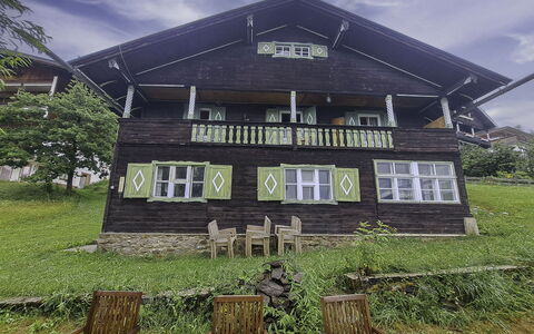 Grafenast: Edificio, Casa, Cabaña, Casa, Arquitectura, Área Rural, Techo, Vía Muerta, Porche, Puerta