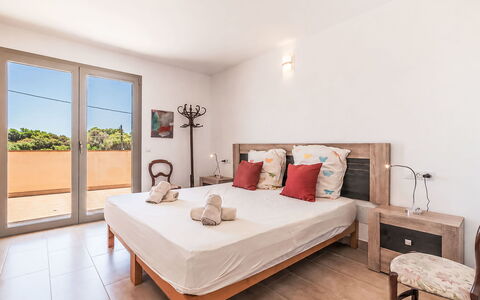 Garlanda: Mueble, Madera, Piso, Suelo, Habitación, Departamento, Cama, Casa, Lecho, Sábana