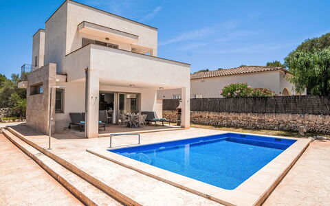 Garlanda: Arquitectura, Material Compuesto, Piscina, Hormigón, Diseño, Loseta, Villa, Patio