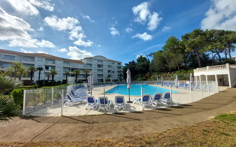 Confort, Piscine et Plage: Piscina, Recurso, Hotel, Ciudad De Vacaciones