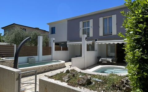 Volme: Barrio Residencial, Arquitectura, Casa, Diseño Urbano, Material Compuesto, Hormigón, Departamento, Inmuebles, Sombra, Piscina