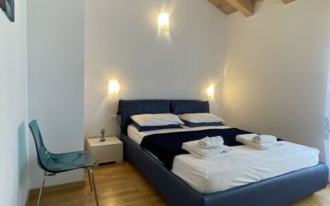 Volme: Mueble, Diseño De Interiores, Piso, Suelo, Madera, Techo, Habitación, Habitación, Cama, Encendiendo