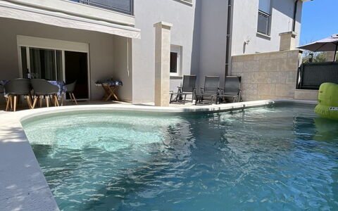 Monte Kope: Piscina, Barrio Residencial, Material Compuesto, Recurso, Inmuebles, Fuente De Agua, Villa, Hotel, Sombra, Hacienda