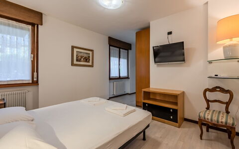 Locanda dei Nonni: Pared, Departamento, Habitación, Cama, Marco De La Cama, Lecho, Hotel, Sábana