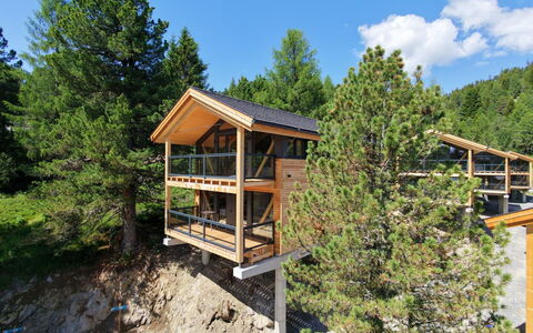02 Nth051 18B Sup Chalet mit Sauna und Hot Tub 2 e: Madera, Cabaña, Cuarto De Troncos, Maderas, Madera Dura, Estructura Al Aire Libre, Alerce, Balcón