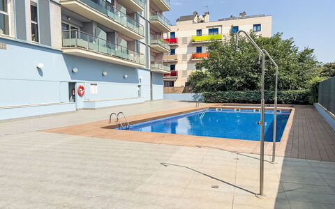 Sonnige Ferien: Edificio, Departamento, Barrio Residencial, Condominio, Diseño Urbano, Área Metropolitana, Asentamientos Humanos, Material Compuesto, Balcón