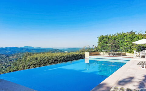 Balcon D'Azur: Piscina, Azul, Recurso, Material Compuesto, Eco Hotel, Sombra, Mueble Para Exteriores, Fuente De Agua, Hotel, Sunlounger