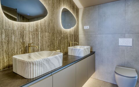 Black Imperium: Pared, Diseño De Interiores, Piso, Arreglo De Tubería, Lavabo, Suelo, Grifo, Encendiendo, Lámpara, Baño