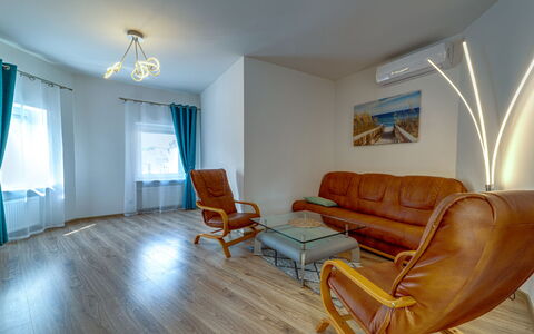 Gliwice 100: Barrio Residencial, Colina, Casa, Casa, Recurso, Cordillera, Eco Hotel, Hill Station, Inmuebles, Villa