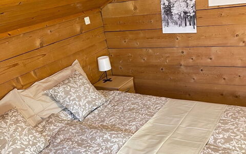Allalinblick: Madera, Piso, Suelo, Diseño De Interiores, Mueble, Habitación, Cama, Sábana, Linos, Habitación