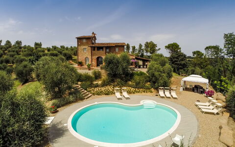 Villa Larino: Paisaje, Área Rural, Inmuebles, Casa De Campo, Villa, Hacienda, Paisajismo, Granja