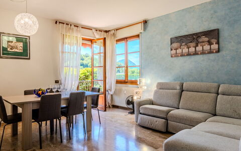Sant'Agata: Mueble, Diseño De Interiores, Piso, Suelo, Madera, Sofá, Habitación, Mesa, Sala, Techo