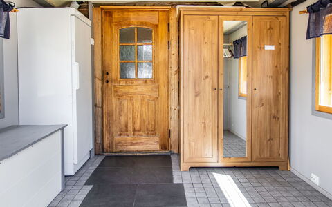 Ylläs 1: Mueble, Diseño De Interiores, Piso, Suelo, Mesa, Madera, Techo, Silla, Habitación, Sofá