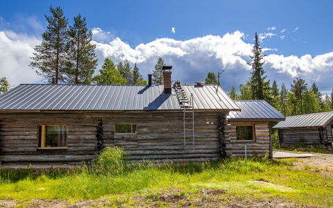 Ylläs 1: Madera, Cabaña, Casa, Casa, Puerta, Madera Dura, Edificios Del Jardín, Manchas De Madera, Cuarto De Troncos, Tablón