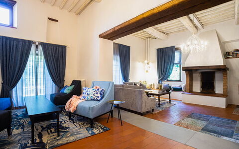Borgo San Polino: Mueble, Diseño De Interiores, Piso, Suelo, Sofá, Techo, Silla, Sala, Habitación, Mesa