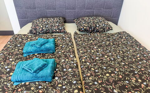 Horní Líšnice: Habitación, Linos, Textil, Lecho, Piso, Cama, Suelo, Sábana, Marco De La Cama, Colchón