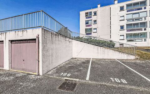 Résidence de la Mer: Arquitectura, Material Compuesto, Departamento, Hormigón, Condominio, Balcón, Cerca, Pretil, Inicio De Esgrima
