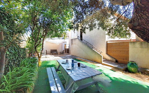 Le Moulin: Mueble, Diseño De Interiores, Departamento, Suelo, Piso, Mesa, Silla, Sala, Habitación, Casa