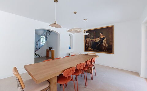 La Villa Nana: Mueble, Diseño De Interiores, Departamento, Suelo, Piso, Mesa, Silla, Sala, Habitación, Casa