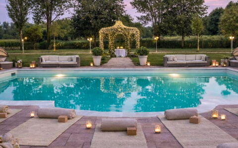 Relais Villa Mirandola: Piscina, Recurso, Fuente De Agua, Jardín, Mueble Para Exteriores, Eco Hotel, Ocio, La Iluminación Del Paisaje, Patio, Paisajismo