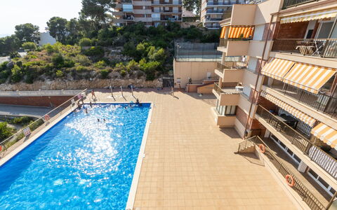 Faro Grande Salou: Barrio Residencial, Departamento, Piscina, Recurso, Condominio, Ciudad De Vacaciones, Balcón, Hotel, Balneario, Vacaciones