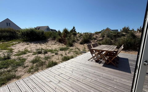 Selvi - 500M from the Sea: Madera, Suelos De Madera, Madera Dura, Cubierta, Tablón, Boardwalk, Manchas De Madera, Mueble Para Exteriores, Pasarela, Vía Muerta