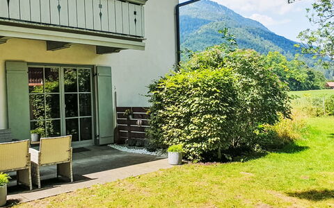 Bergzeit: Verde, Arbusto, Casa, Casa, Jardín, Sombra, Cabaña, Yarda, Césped, Paisajismo
