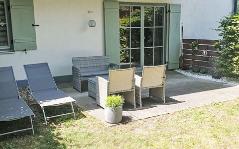 Bergzeit: Mueble, Mueble Para Exteriores, Silla, Mesa, Mesa Al Aire Libre, Sombra, Jardín, Patio Interior, Mesa De Café, Patio