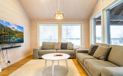 Kuhmoinen 642: Diseño De Interiores, Madera, Sofá, Techo, Piso, Sala, Casa, Suelo, Mueble, Habitación