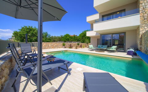 Art Villa Sansa: Arbusto, Jardín, Barrio Residencial, Planta De La Comunidad, El Terreno Del Lote, Cobertura Del Suelo, Paisajismo, Patio Interior, Yarda