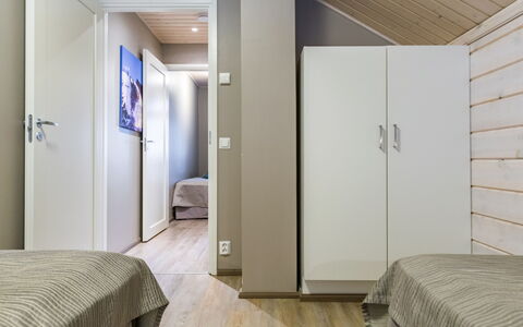 Golfarinkunnas 6A: Diseño De Interiores, Suelo, Piso, Cama, Habitación, Madera, Techo, Mueble, Habitación, Sábana