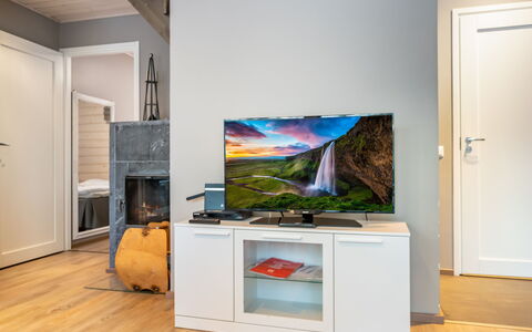 Golfarinkunnas 9A: Dispositivo Electronico, Set De Televisión, Televisión, Electrodoméstico, Mar