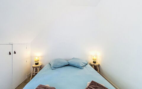 Gîte de la Grée: Diseño De Interiores, Piso, Suelo, Habitación, Pared, Madera, Cama, Techo, Sábana, Habitación