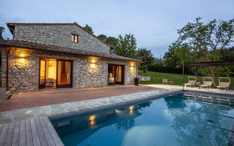 Casa Pernice: Arquitectura, Piscina, Cabaña, Casa, Puerta, Casa De Campo, Inmuebles, Villa, Diseño, Recurso