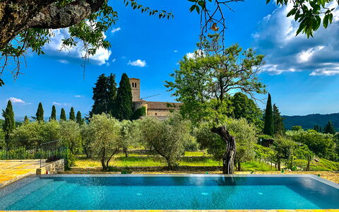 Casa All'Erta: Azul, Piscina, Jardín, Inmuebles, Paisajismo, Fuente De Agua, Hacienda, Villa, Mansión, Eco Hotel