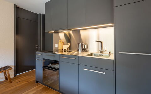 Vallada 14-01: Cocina, Mostrador, Diseño De Interiores, Aparato De Cocina, Piso, Gabinetes, Electrodoméstico, Suelo, Lavabo, Mueble