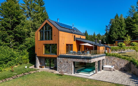 Valera Vita Forest: Casa, Casa, Cabaña, Jardín, Alerce, Casa De Campo, Inmuebles, Paisajismo, Yarda