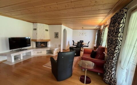 Lenk 755: Mueble, Diseño De Interiores, Piso, Suelo, Madera, Techo, Sofá, Habitación, Sala, Suelos De Madera