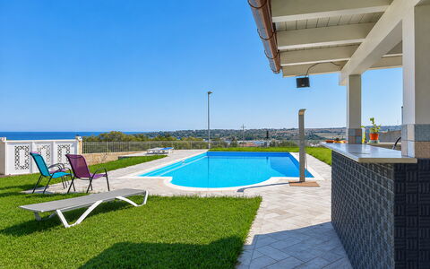 Villa Sara: Azul, Piscina, Recurso, Sombra, Ocio, Porche, Inmuebles, Eco Hotel, Villa, Paisajismo