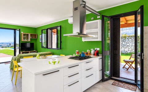 Villa Sara: Cocina, Diseño De Interiores, Mueble, Electrodoméstico, Mostrador, Techo, Casa, Piso, Aparato De Cocina, Gabinetes