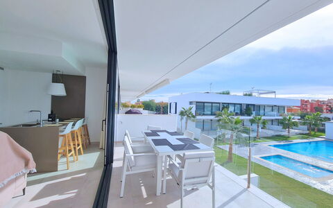 Kristal: Departamento, Condominio, Balcón