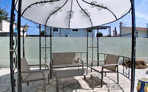 Villa L'Orangeraie: Departamento, Condominio, Balcón