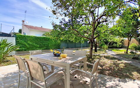 Villa L'Orangeraie: Departamento, Condominio, Balcón