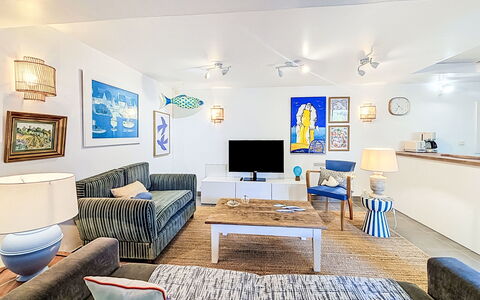 La Petite Maison du Golfe: Azul, Piscina, Material Compuesto, Sombra, Recurso, Inmuebles, Hacienda, Villa, Centro De Ocio