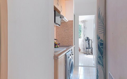 Les Nouvelles Mirandas: Azul, Piscina, Material Compuesto, Sombra, Recurso, Inmuebles, Hacienda, Villa, Centro De Ocio
