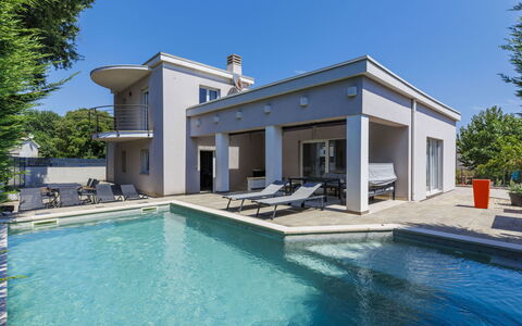 A.e.m: Azul, Barrio Residencial, Casa, Piscina, Inmuebles, Mansión, Villa, Sombra, Diseño, Hacienda
