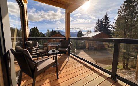 02 Nth050 18A Sup Chalet mit Sauna und Hot Tub 2 e: Madera, Porche, Madera Dura, Cubierta, Balcón, Manchas De Madera, Pretil, Suelos De Madera, Sombra, Tablón